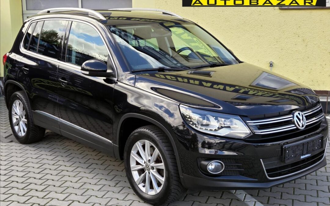 Volkswagen Tiguan 1,4 TSI SPORT *SERV.KNÍŽKA*
