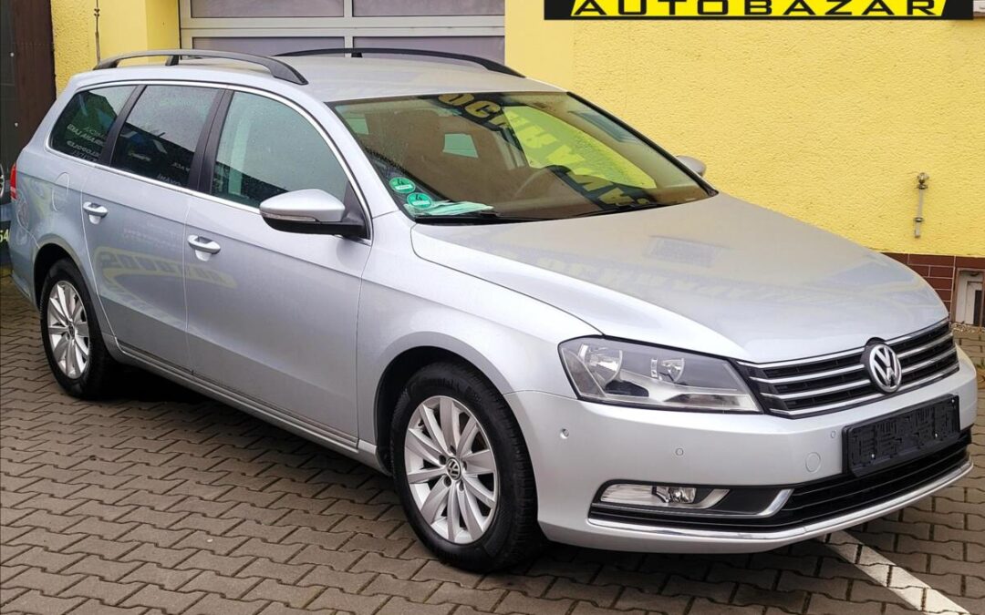 Volkswagen Passat 1,4 *SERV.KNÍŽKA,AUT.PARKOVÁNÍ