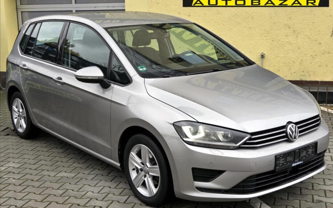 Volkswagen Golf Sportsvan 1,2 TSi CEBIA,KAMERA,Bi-xenony