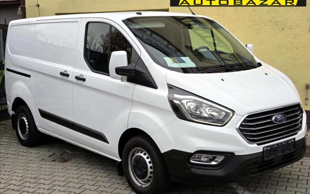 Ford Transit Custom 2,0 TDCi 96kW L1H1 SERV.KNÍŽKA